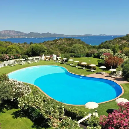 شقة Luckybay Porto Istana